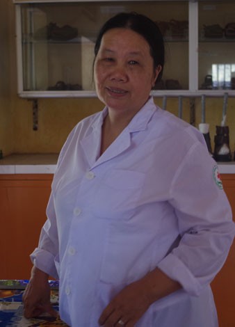 Y tá Nguyễn Thị Xuân hết lòng với bệnh nhân - ảnh 2